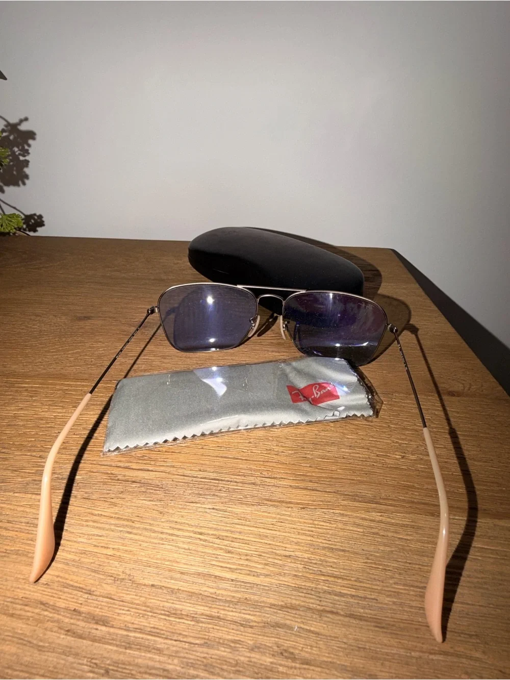 Ray-Ban stylish ray